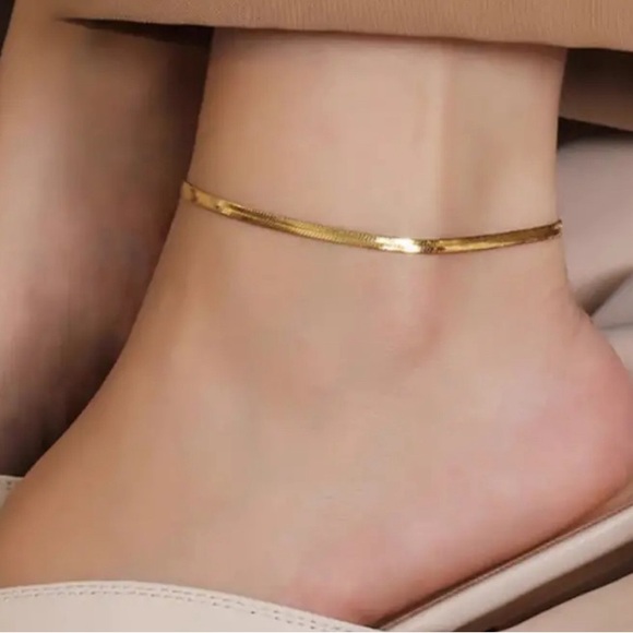 18k Gold Polished Herringbone Anklet/Bracelet - Picture 2 of 4